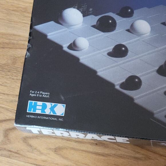 Vintage @1993 Terrace Board Game  Featured On Star Trek! New, sealed - Picture 3 of 11